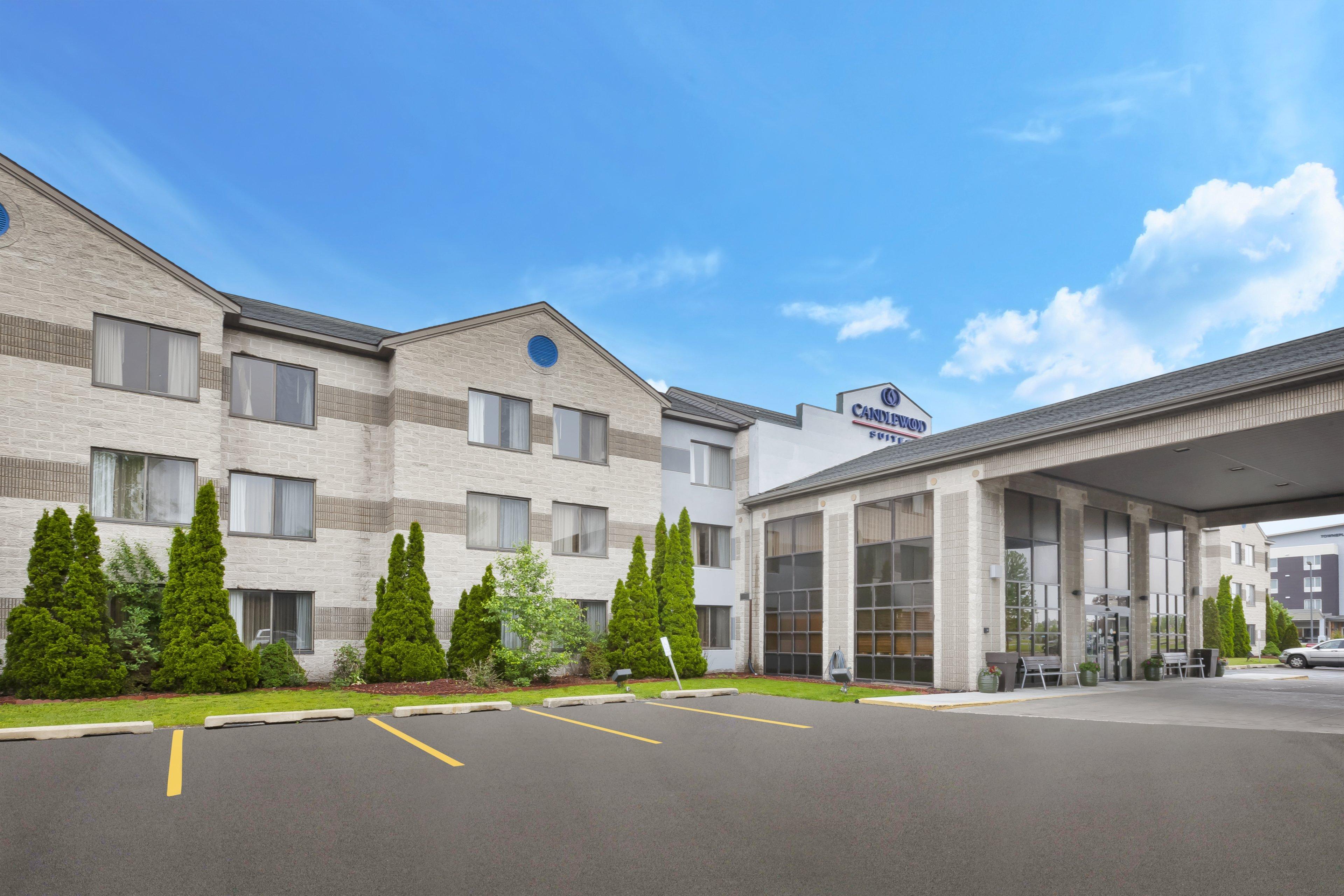 Candlewood Suites Grand Rapids Airport By Ihg Cascade Екстер'єр фото