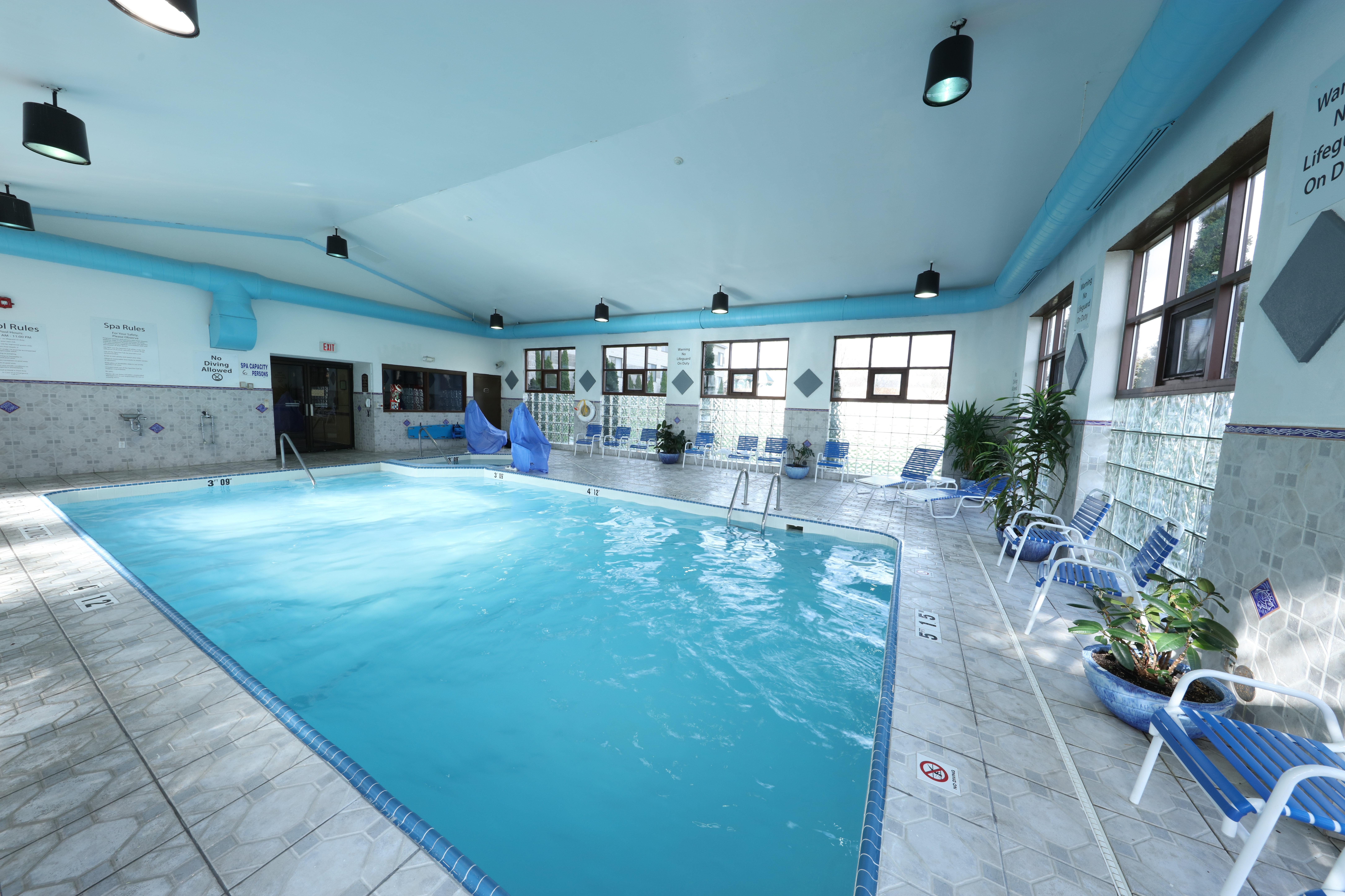 Candlewood Suites Grand Rapids Airport By Ihg Cascade Екстер'єр фото