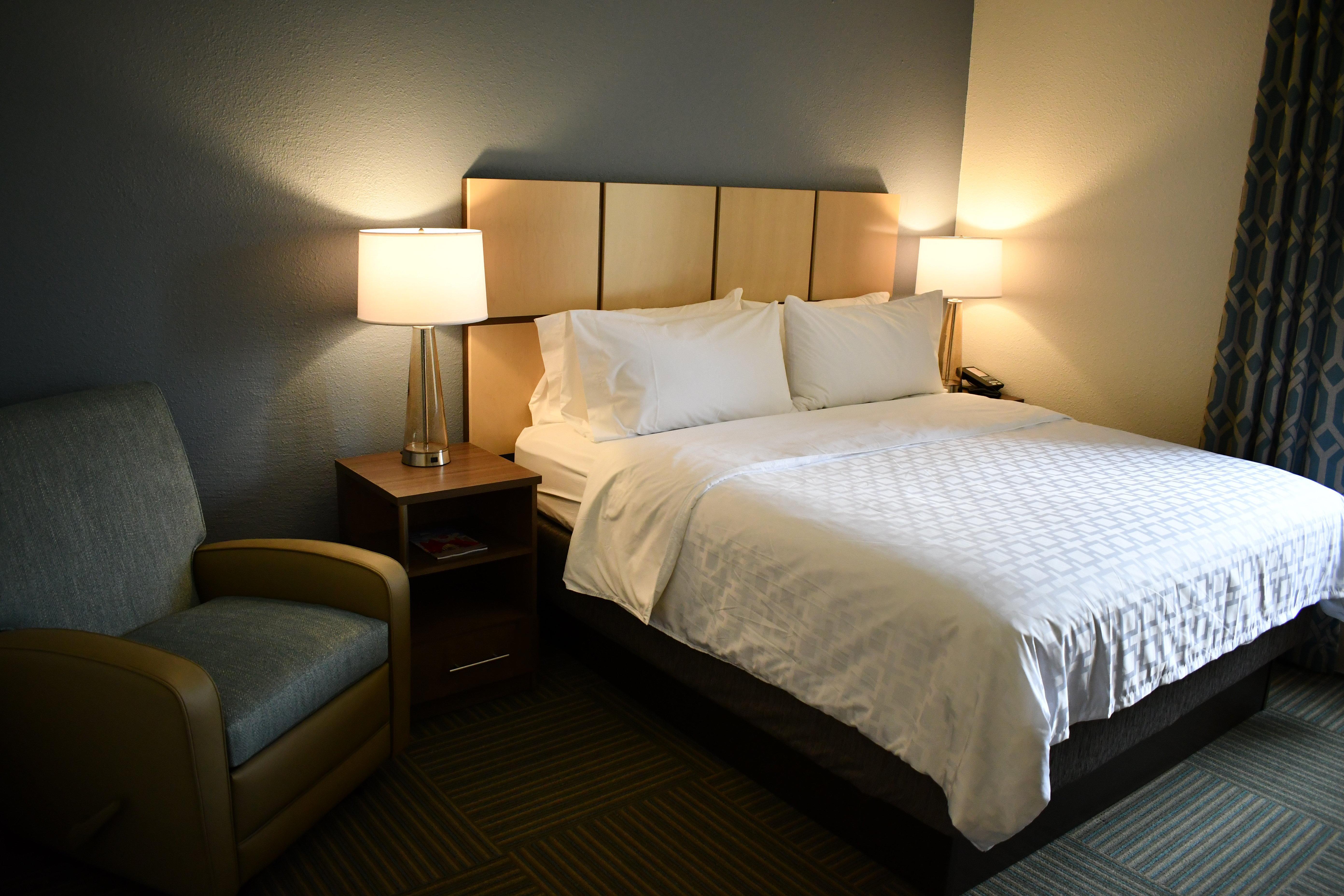 Candlewood Suites Grand Rapids Airport By Ihg Cascade Екстер'єр фото