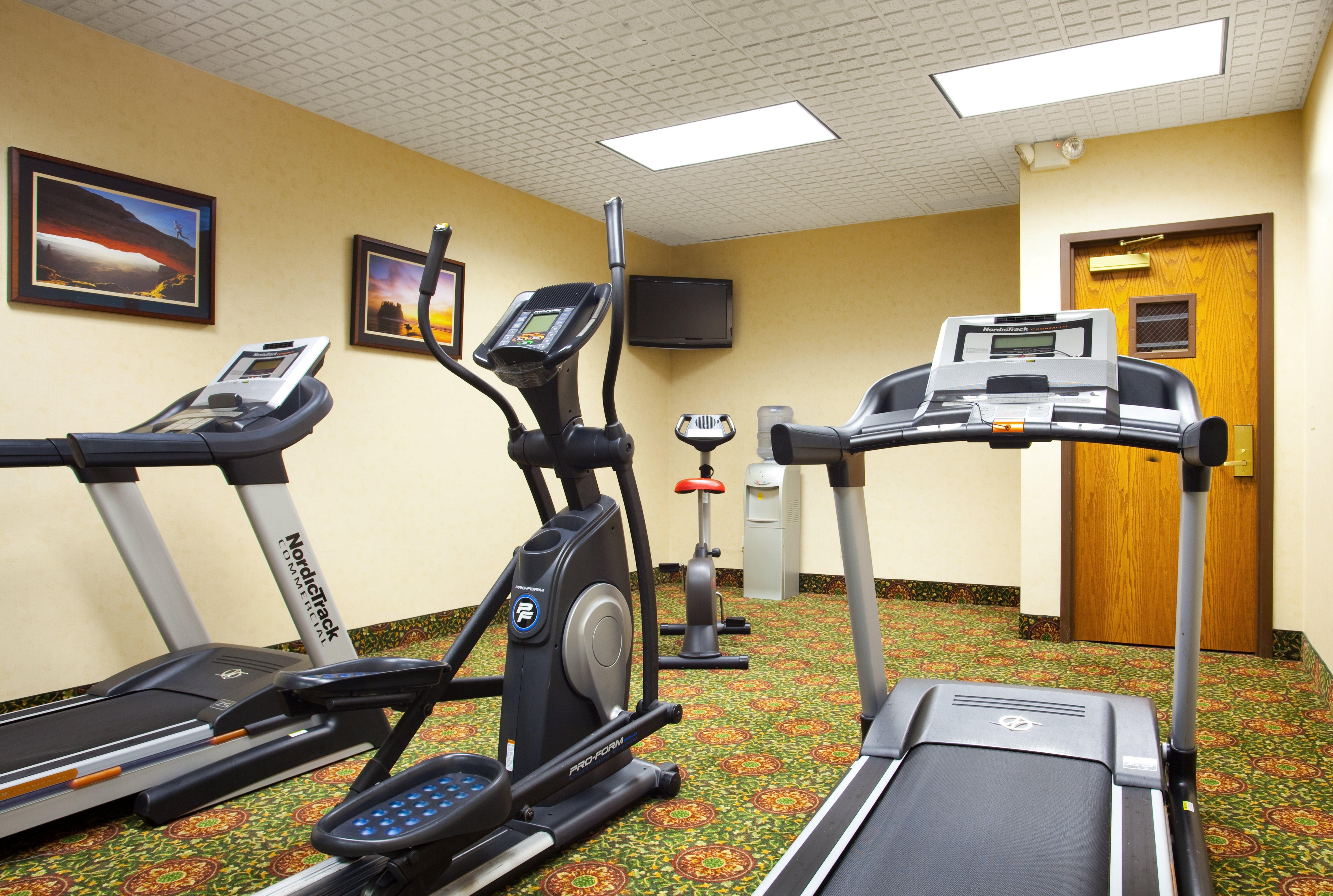 Candlewood Suites Grand Rapids Airport By Ihg Cascade Екстер'єр фото