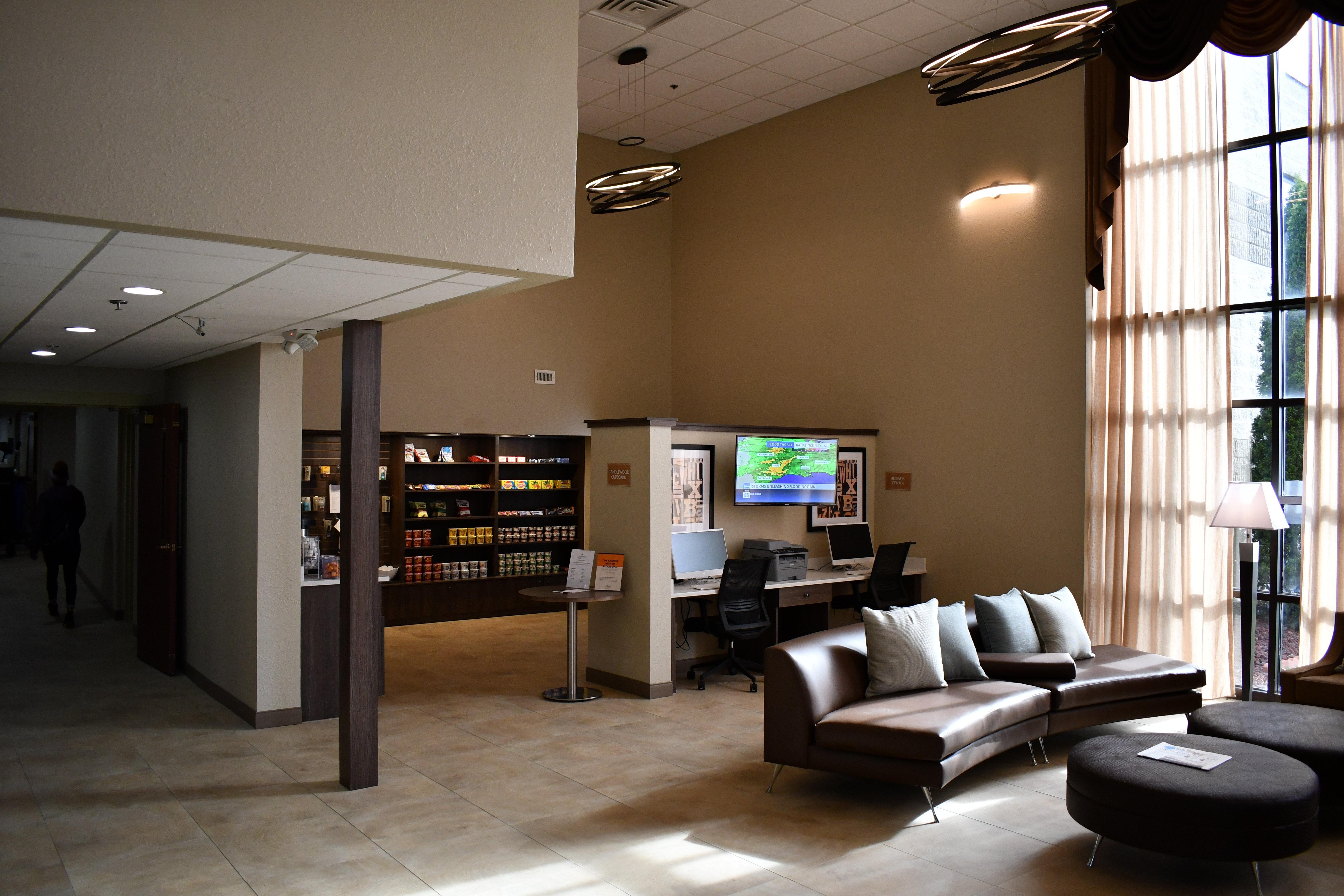 Candlewood Suites Grand Rapids Airport By Ihg Cascade Екстер'єр фото