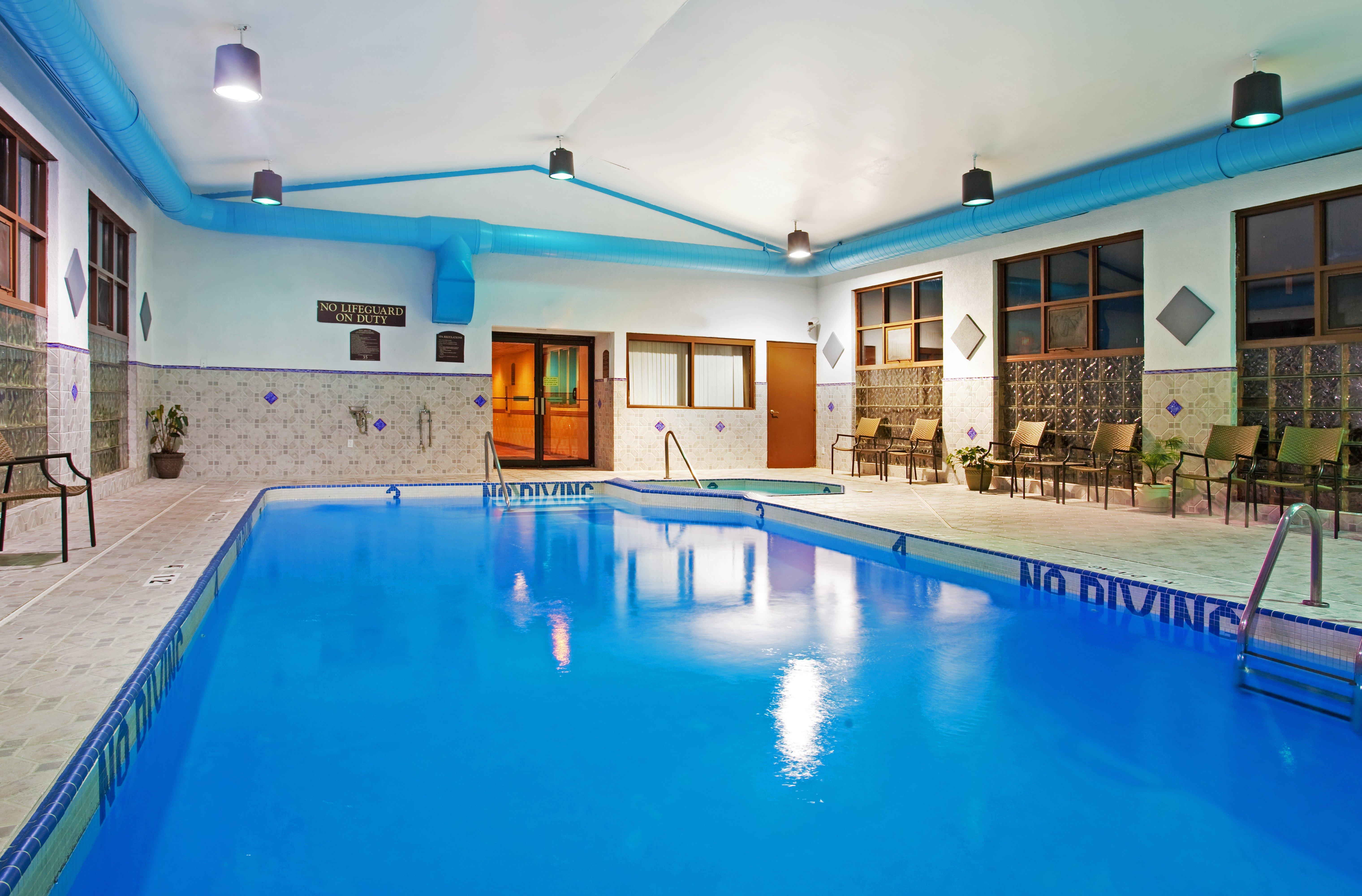 Candlewood Suites Grand Rapids Airport By Ihg Cascade Екстер'єр фото