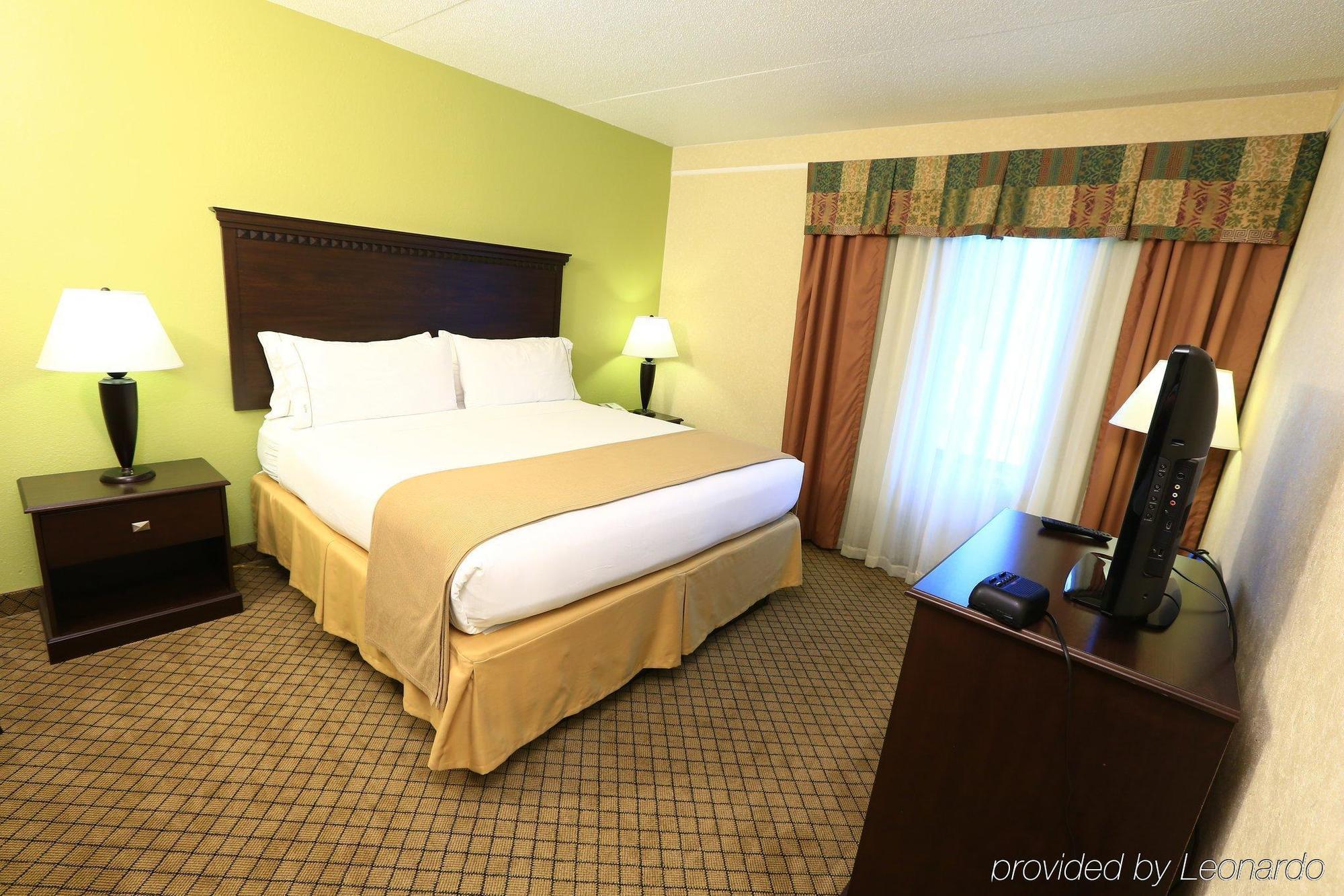 Candlewood Suites Grand Rapids Airport By Ihg Cascade Екстер'єр фото