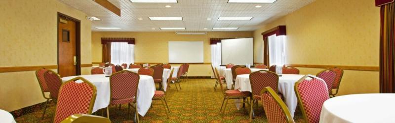 Candlewood Suites Grand Rapids Airport By Ihg Cascade Екстер'єр фото